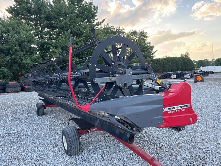 massey-ferguson-9250-image-1