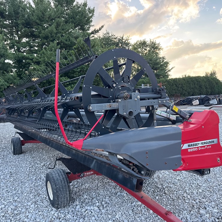 MASSEY-FERGUSON 9250
