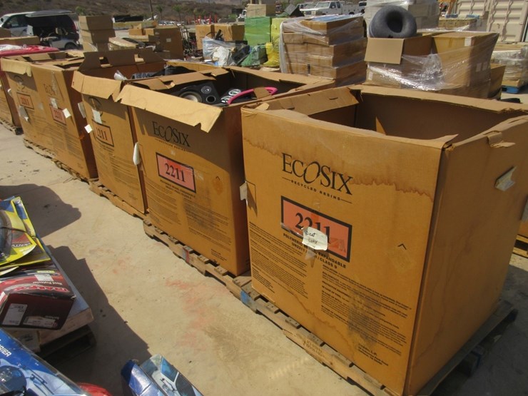 (5)-pallets-of-misc-items,-image-4