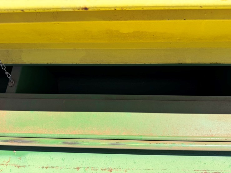 john-deere-8300-image-17