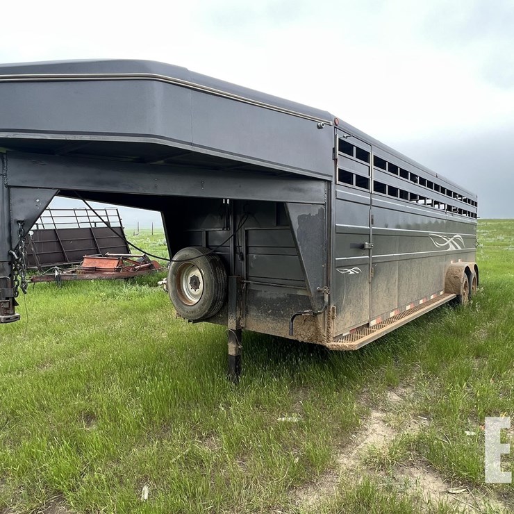 2012 TITAN TRAILER
