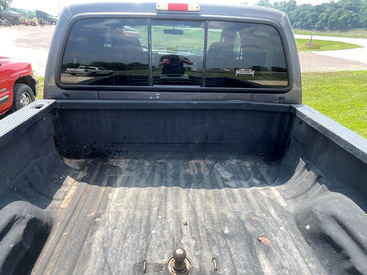 2004-ford-f350-image-118