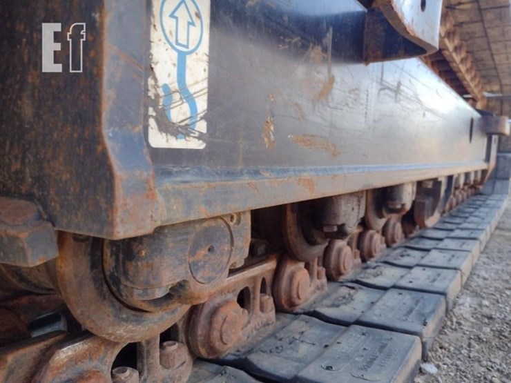 2021-hitachi-zx135us-6-image-38