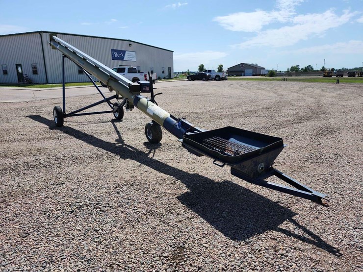 harvest-international-t1032-image-2