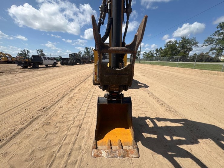 2015-caterpillar-305e2-cr-image-27