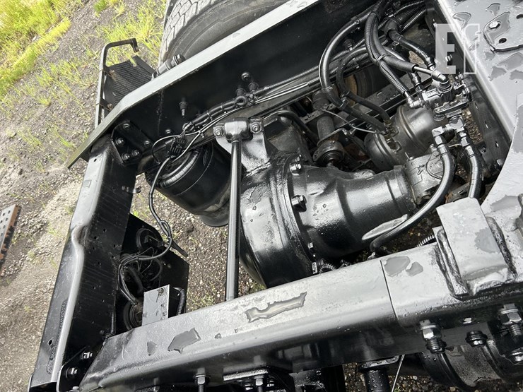 2015-freightliner-coronado-122-image-20