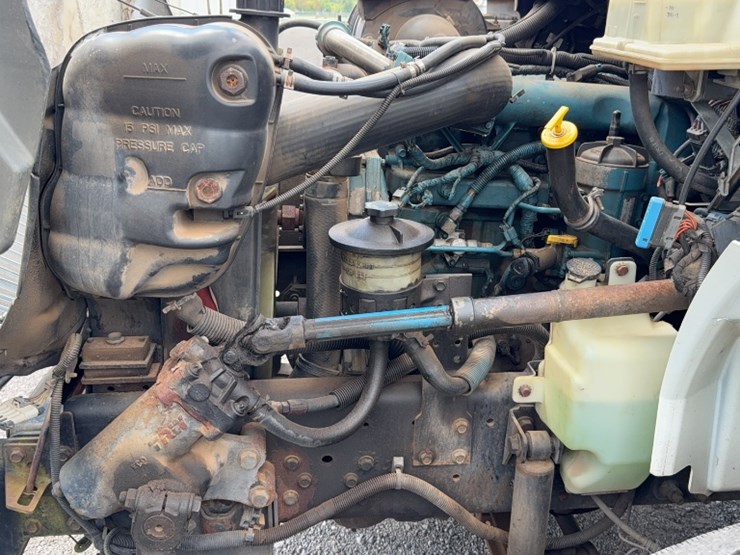 2006-international-durastar-4300-image-20