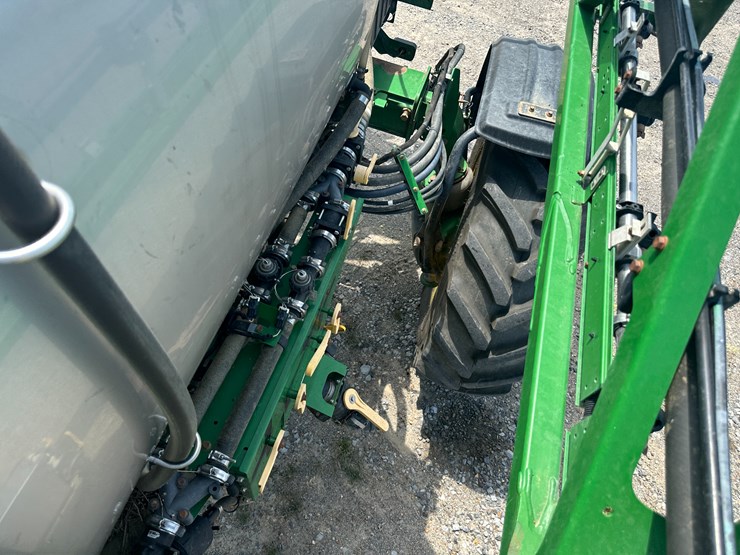 2018-john-deere-r4038-image-80