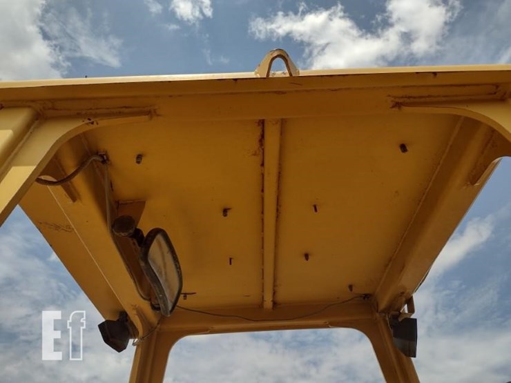 1999-caterpillar-d4c-xl-iii-image-14