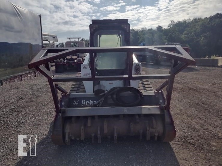 2017-bobcat-t870-image-2
