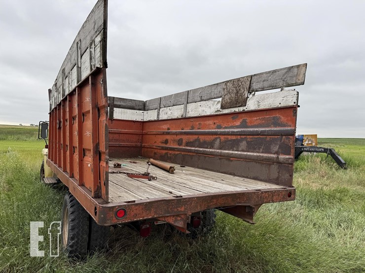 1968-international-loadstar-image-7