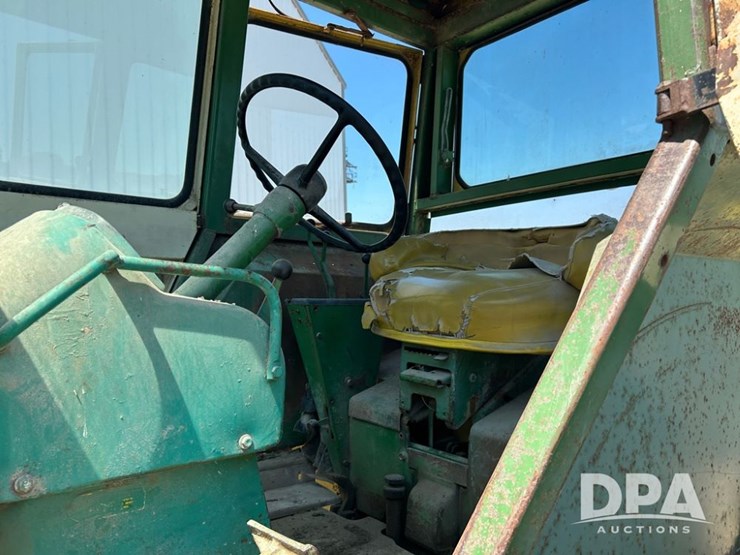 john-deere-3020-image-13