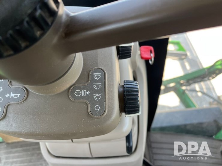 2020-john-deere-r4045-image-95