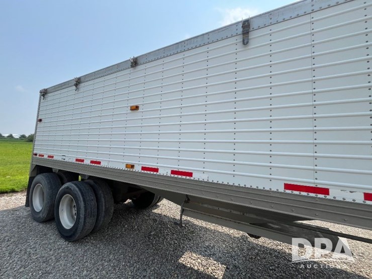 2015-timpte-grain-trailer-image-10