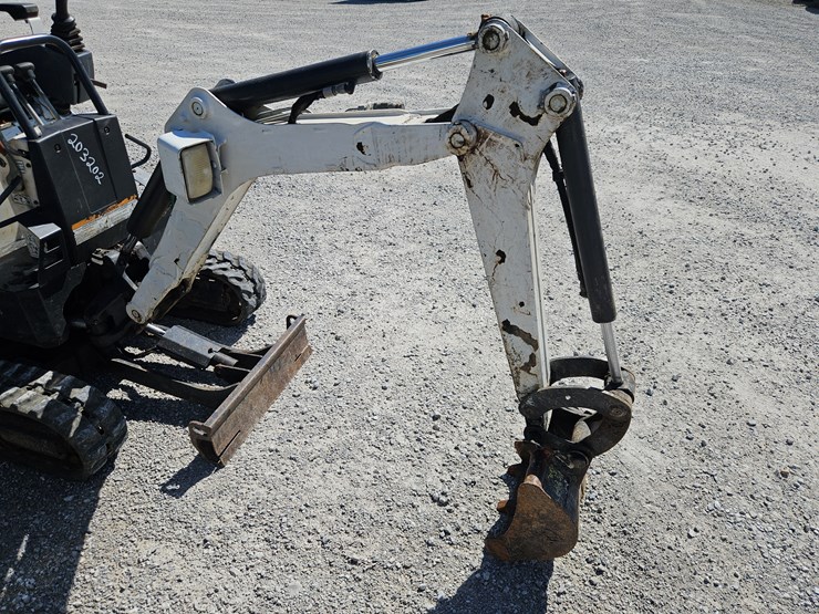 2015-bobcat-418-image-18
