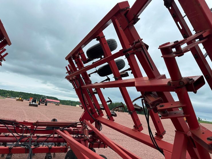 case-ih-4200-image-46