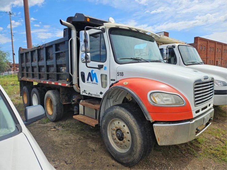 #2526-•-2007-freightliner-m2-tandem-axle-dump-truck-image-6