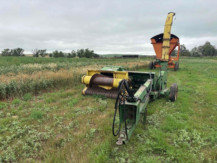 john-deere-3960-image-3