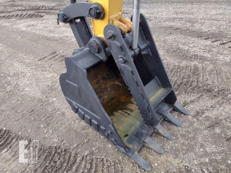 2019-caterpillar-307.5-image-16