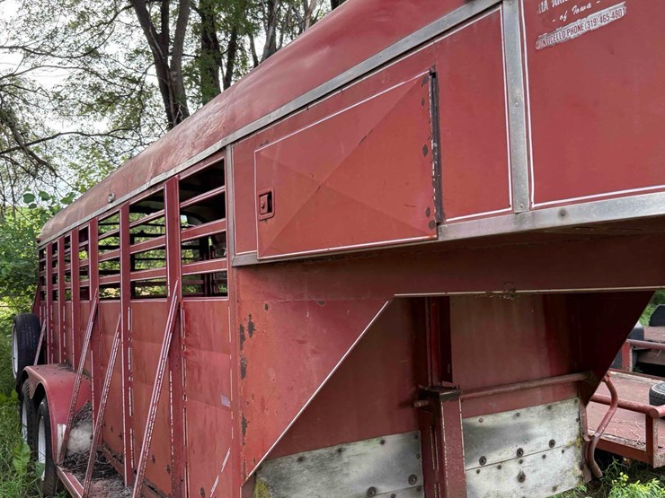 6ft-x-16ft-gooseneck-livestock-trailer-image-9