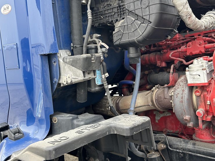 2018-kenworth-t680-image-38