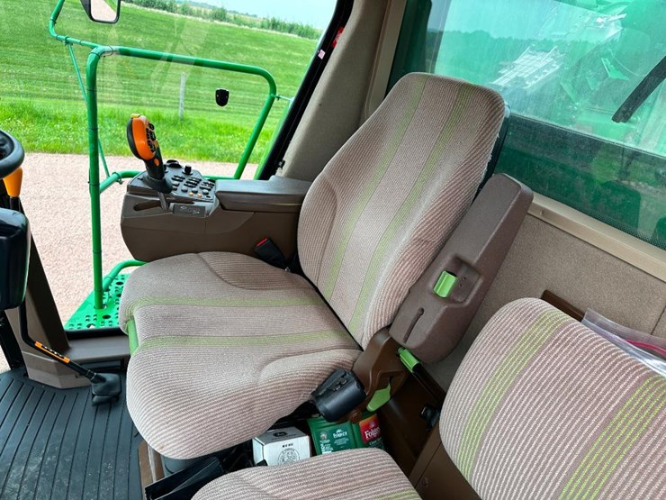 2007-john-deere-9860-sts-image-91