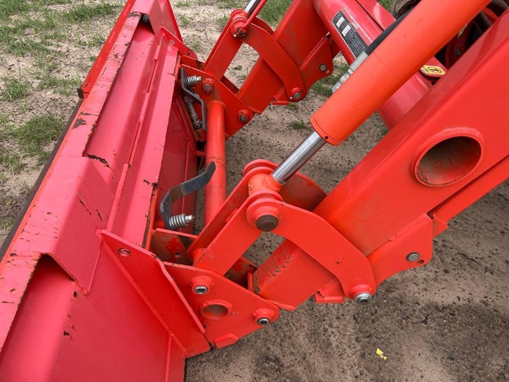 2018-kubota-la1854-image-14