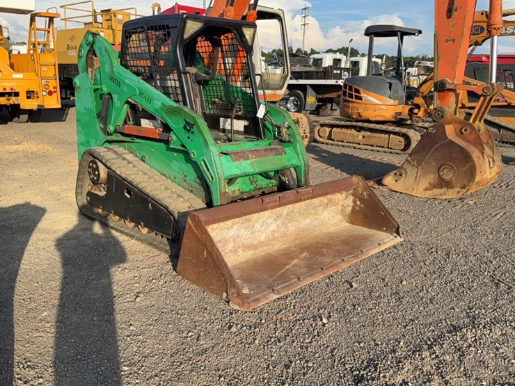 2007-bobcat-t190-image-3