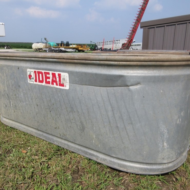 Ideal Applegate 180 gal Water Trough