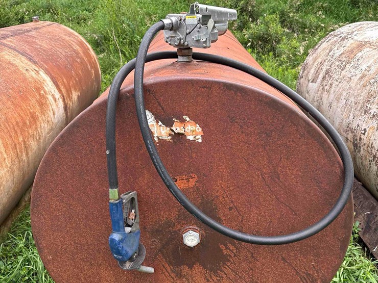 1000-gallon-fuel-barrel-image-11