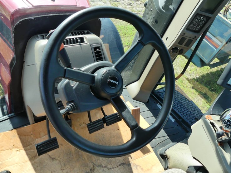 2019-case-ih-magnum-250-image-15