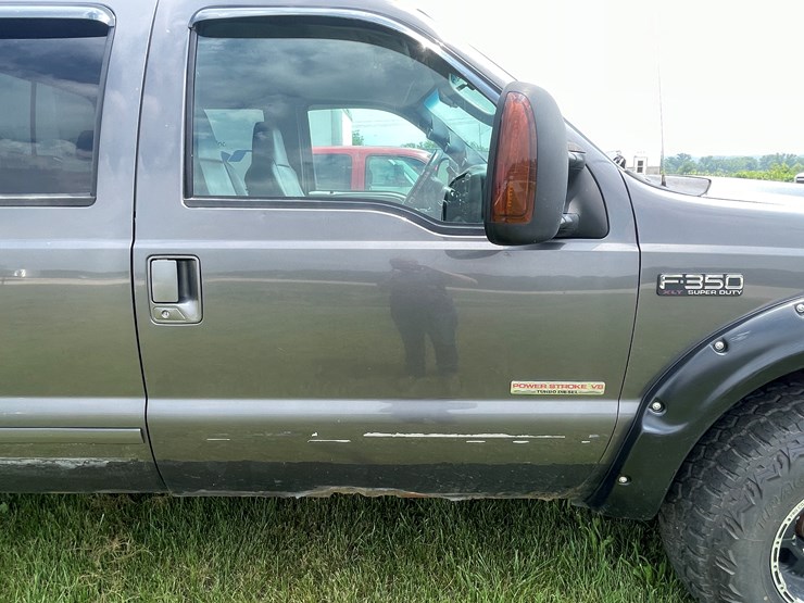 2004-ford-f350-image-30