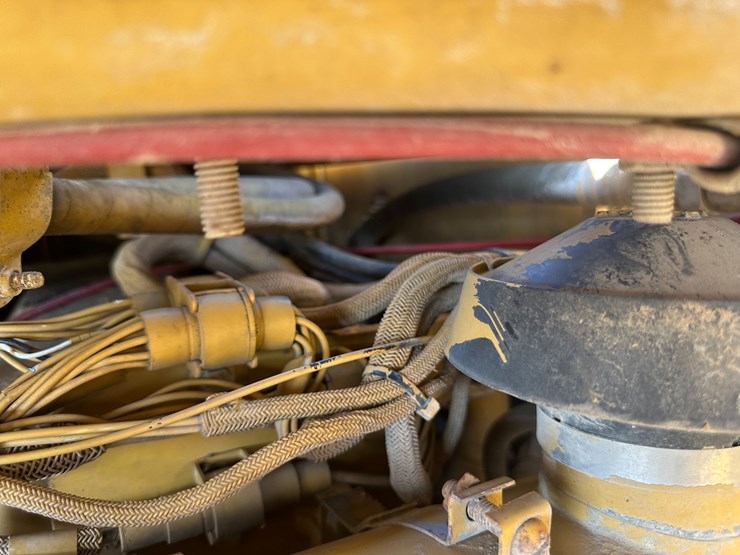 caterpillar-cb-434-image-44