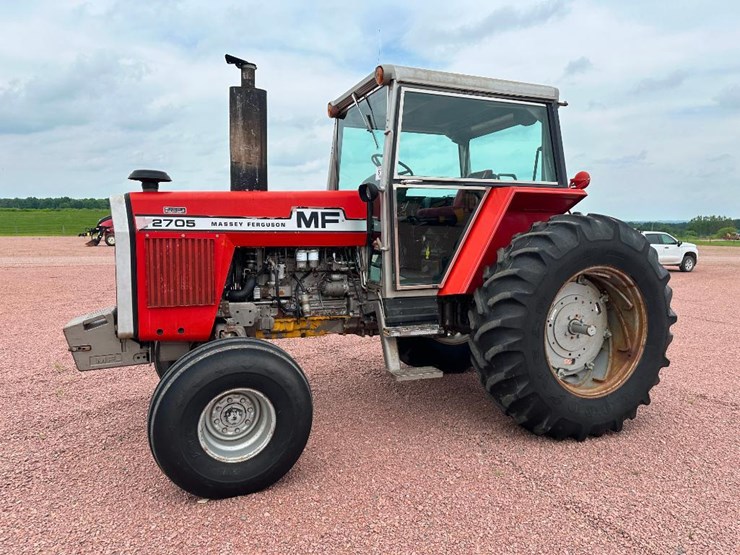 1980-massey-ferguson-2705-image-1