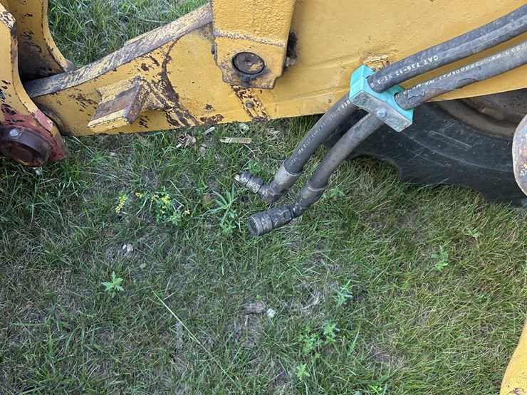 caterpillar-966-image-14