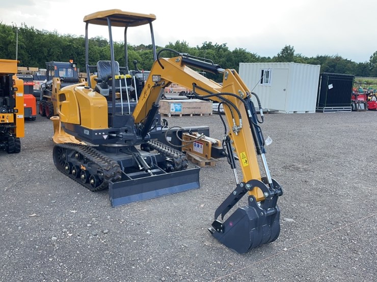 #2019-•-2025-cfg-mx50r-mini-excavator-image-3