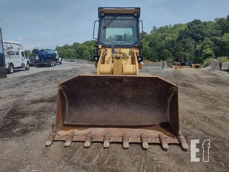 2006-caterpillar-953c-image-2