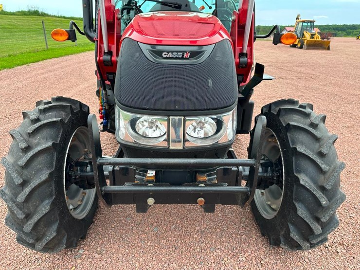 2023-case-ih-farmall-75a-image-34
