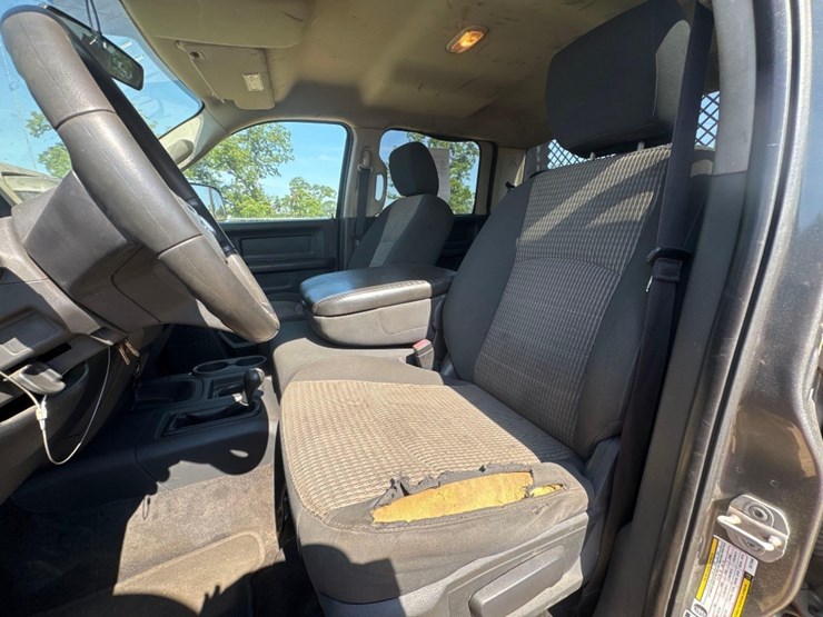 2013-dodge-ram-1500-image-22