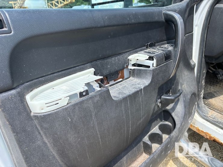 2010-chevy-2500hd-pickup-(dr11857)-image-44