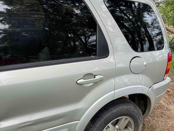 2003-ford-escape-image-11