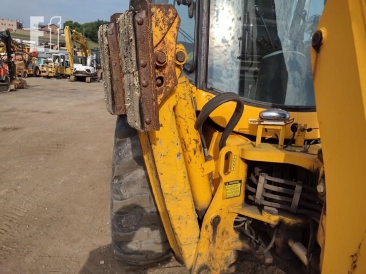 2006-jcb-215-image-26