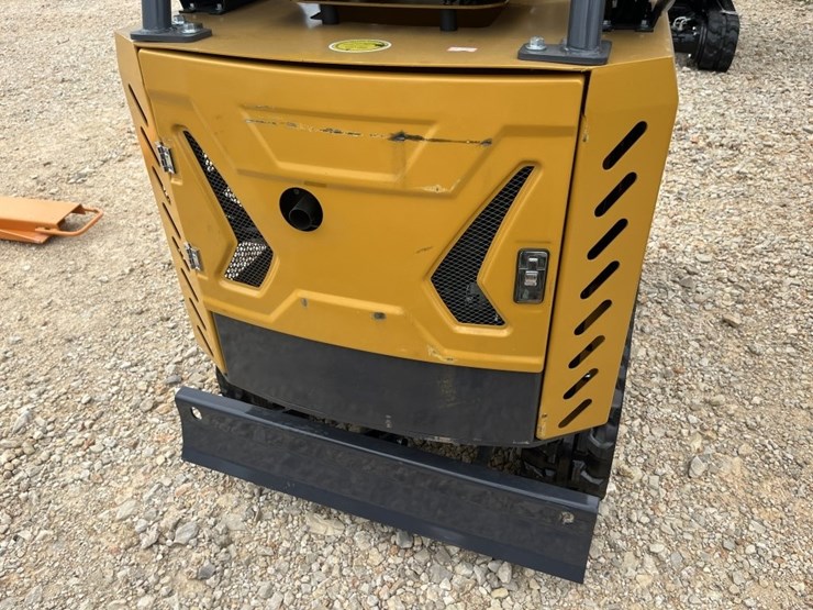 cfg-mx12rx-mini-excavator-image-4