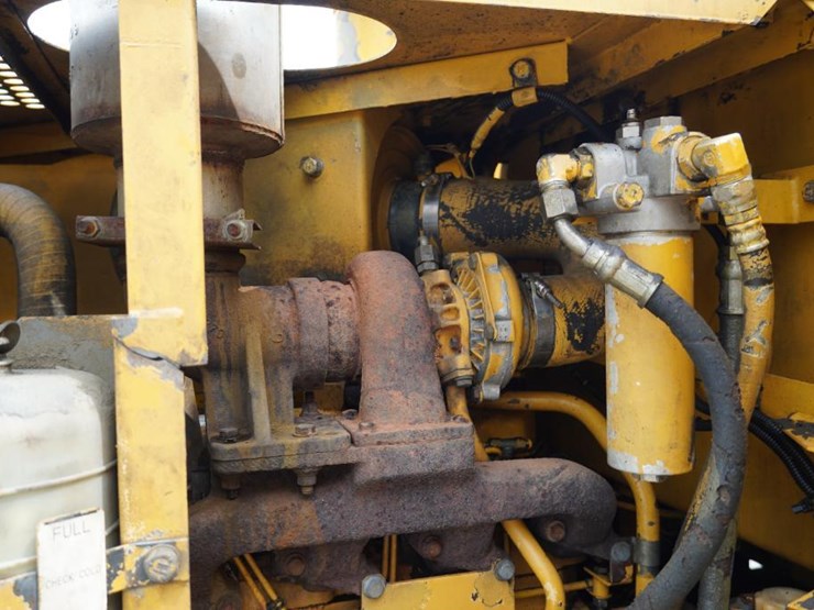 deere-444g-image-30
