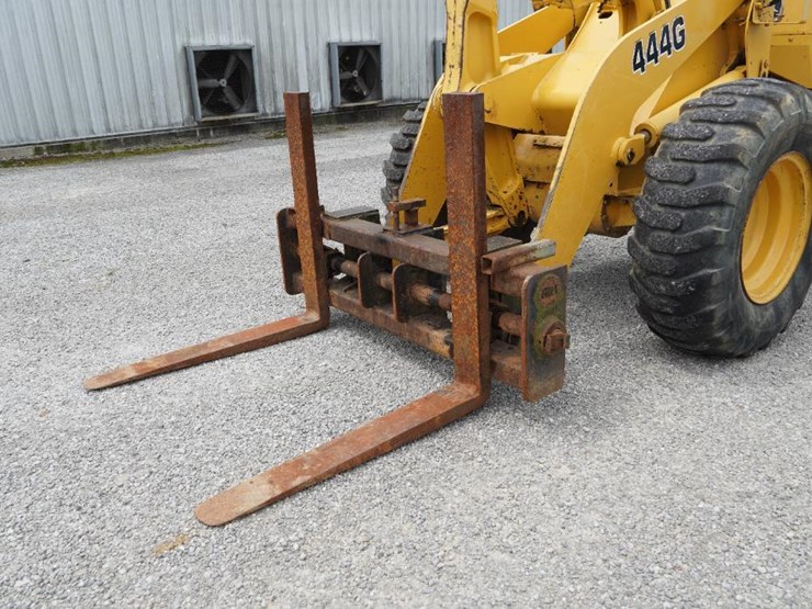 deere-444g-image-62