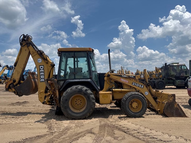 2000-deere-310se-image-5