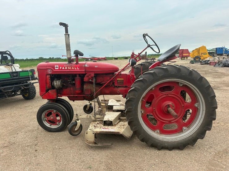 mccormick-farmall-c-tractor-image-8