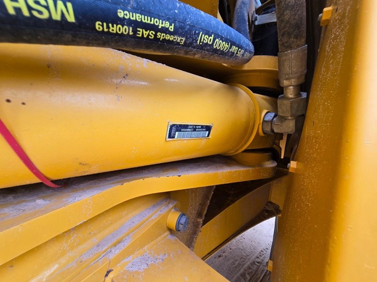 2018-deere-460e-image-63