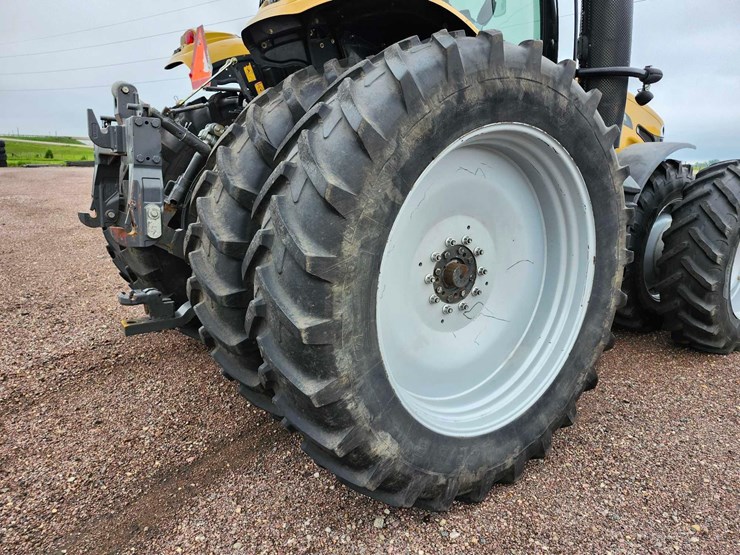 2012-challenger-mt645d-image-23