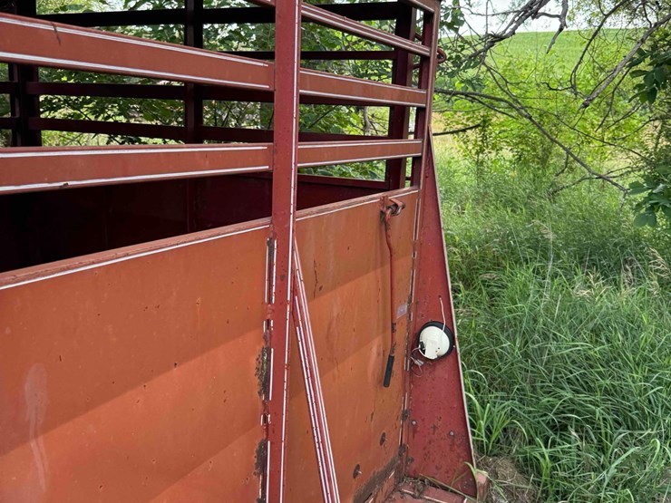 6ft-x-16ft-gooseneck-livestock-trailer-image-28